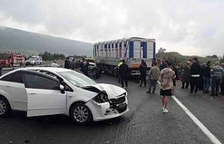 Karabük’te zincirleme trafik kazası: 10 yaralı