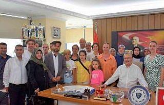 Karacabey’de belediye bayramlaşmaları halk buluşmasına...