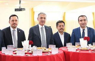 Karaman’da il protokolü bayramlaşma programında...