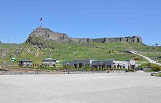 Kars’ta caddelerde bayram sessizliği