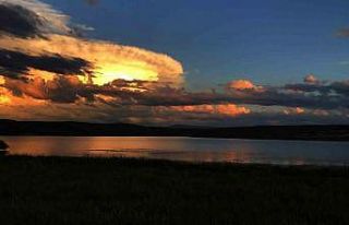 Kars’ta gün batımı kartpostallık görüntüler...