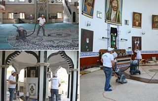 KARTAL BELEDİYESİ BAYRAM ÖNCESİ İBADETHANELERDE...