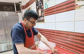 Kasaplarda kurban mesaisi