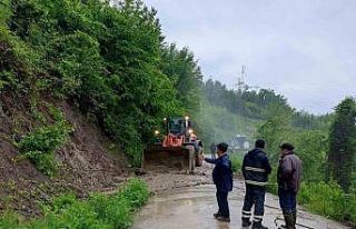 Kastamonu’da şiddetli sağanak 38 köye ulaşımı...