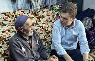 Kaymakam Karaloğlu, hem köyleri geziyor, hem de...