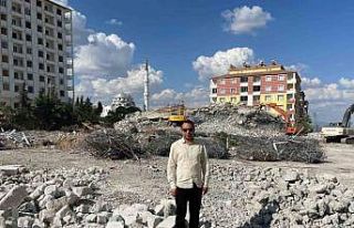 Kaymakam Partal enkaz kaldırma çalışmalarını...