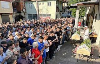 Kazada hayatını kaybeden anne, baba ve oğlunun...