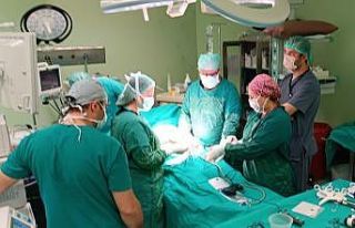 KEAH’da kalın bağırsak kanserinde hem teşhis...