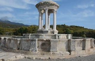 Kibyra Antik Kenti’nin eşsiz çeşmesi görenleri...