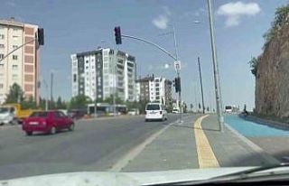 Kırmızı ışıkta geçen araçlara ceza yağdı