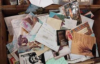 Kitapların arasında kalmış hatıralar bu bavulda...