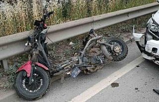 Kocaeli’de motosiklet bariyerlere çarptı: 1’i...