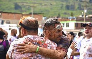 Kolombiya’daki domates festivali La Tomatina’da...