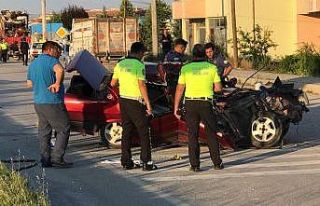 Konya’da otomobil ile kamyonet çarpıştı: 2 yaralı