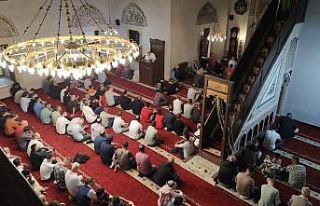 Kosova’da bayram namazı kılındı