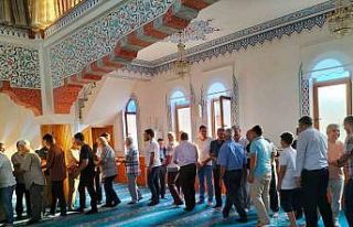 Köyceğizliler bayram namazı için camilere akın...