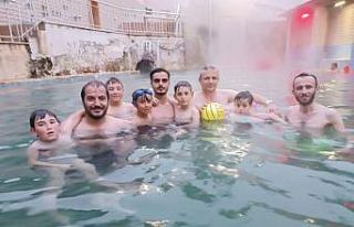 Köydeki kaplıcaya ilgi