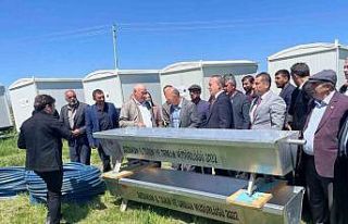 Köylere sıvat ve seyyar çoban evi verildi