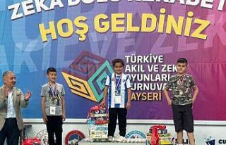 Kozluklu öğrencilerden akıl ve zeka oyunlarında...