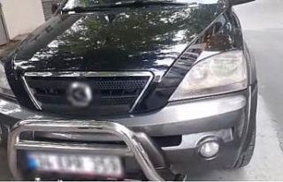 Küçükçekmece’de düğün konvoyunda trafiği...