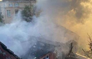 Küçükçekmece’de gecekondu alevler içinde kaldı