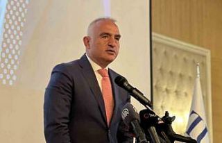 Kültür ve Turizm Bakanı Ersoy: "Yaşanan olumsuzluklara...