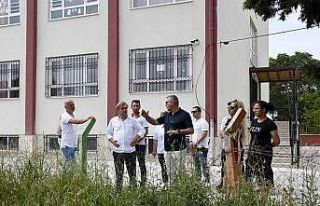 Kuşadası Belediyesi okullara desteğini sürdürüyor