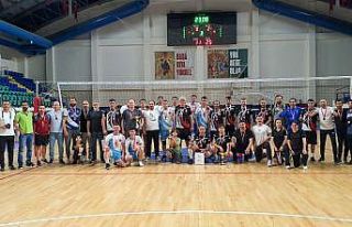 Kütahya’da kurumlar arası voleybol turnuvası