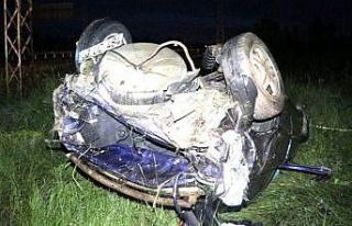 Kütahya’da otomobil şarampole devrildi: 1 ölü,...