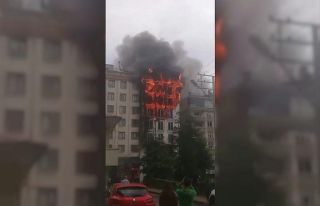 Lahmacun salonunun bacasından sıçrayan kıvılcım...
