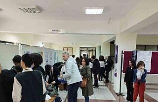 Liseli Genç Bilim Adamları projeleri ile göz kamaştırdı