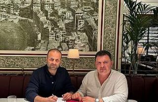 Manisa FK’da teknik direktör Osman Zeki Korkmaz...