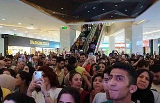 Mardian Mall’da düzenlenen konsere yoğun ilgi