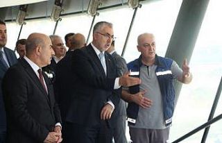 Mardin’de ziyaretlerini sürdüren Bakan Işıkhan...