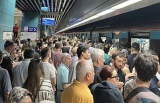 Marmaray’da intihar girişimi seferleri aksattı