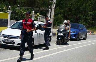 Marmaris’e bir günde 17 bin araç giriş yaptı