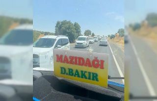 Mazıdağı’nda YKS sonrası kilometrelerce araç...