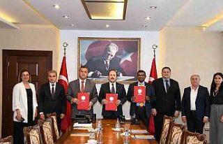 Mersin’de 24 derslikli ilkokul yapımı protokolü...