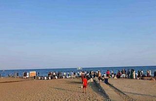 Mersin’de denizde kaybolan genci arama çalışması...