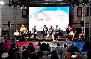 Mersin’de ’Yaz dostum’ konserleri