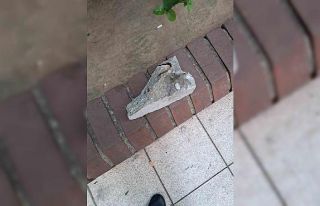 Metrelerce yükseklikten kopan beton parça üzerlerine...