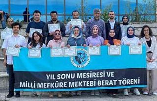 Millî Mefkûre Mektebi mezuniyet töreni yapıldı