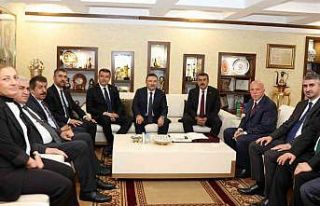 Milli Eğitim Bakanı Tekin Büyükşehir’i ziyaret...