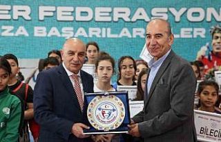 Minikler Türkiye Halter Şampiyonası Keçiören’de...