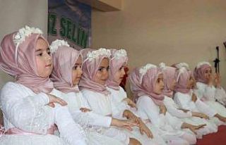 Miniklerin yıl sonu sevinci