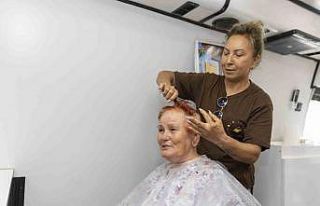 Mobil kuaför hizmeti bayramda da yollarda