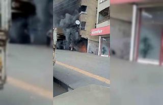 Motosiklet dükkanı cayır cayır yandı: O anlar...