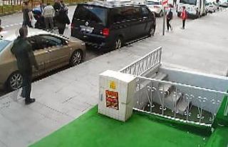 Motosiklet kazası saniye saniye güvenlik kamerasında