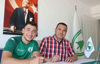 Muğlaspor 19 yaşındaki genç golcü ile yeniden...
