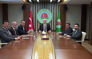 Muşlu çiftçilerin sorunları TZOB Başkanı Bayraktar’a...